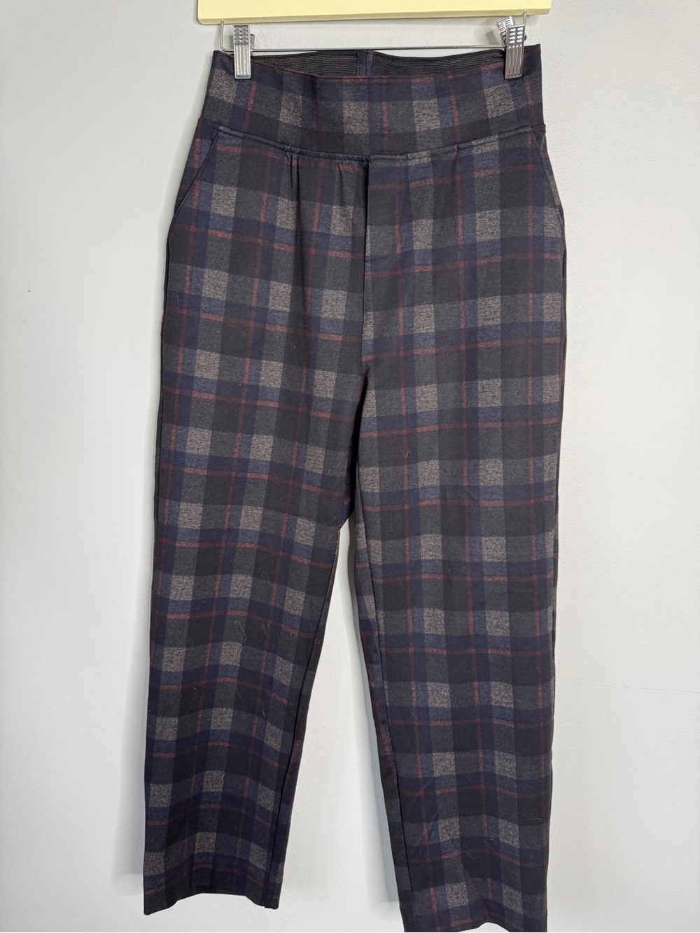 Zenana Outfitters Gray and Navy Plaid Stretch Leggings